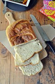 Bahan bahan 220ml susu segar 1 biji telur gred b 80 gram gula castor gula pasir 50 gram marjerin 1 sudu kecil garam 10 gram superkrim 500 gram tepung high protein 11 gram yis sapuan atas roti 1. Roti Benggali Roti Tawar Roti Bantal Qasey Honey