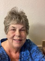 Why is it that some shoe shops display their footwear with the smaller  sizes at the top of the rack/shelf and ending with large sizes at the  bottom? People who have smaller