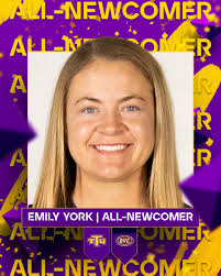 Sydney Kirby (@sydkirbyy)