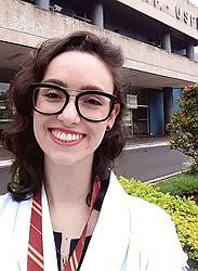 Agende uma consulta com Dra. Bárbara Milan, Médico dermatologista