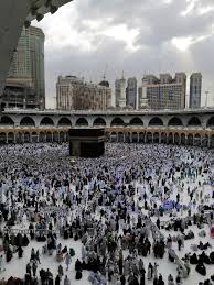 This picture of kaaba is taken from millions of people are gathered in masjid al haram at the time of hajj. 500 Mecca Kaaba Pictures Hd Download Free Images On Unsplash