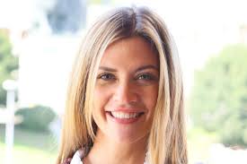Will the bachelorette 2021 katie thurston meet the man of her dreams? Nadine Klein Es Ist Offiziell Die Ex Bachelorette Ist Verlobt Gala De