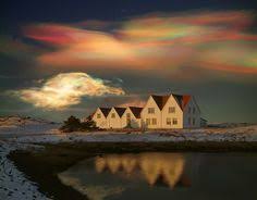Mother Of Pearls These Kind Of Clouds Called Mother Of Pearls Or Nacreous Clouds Are Very Rare But Mostly To Be Seen On The Naturbilder Schone Orte Seen