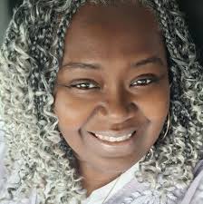 Do couples prefer sitting side by side or across from each other at  restaurants?