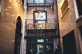 See the handpicked 87 aesthetic coffee shop desktop wallpaper gallery posted by ryan tremblay, share with your friends and social sites. Hd Wallpaper Building Architecture Store Coffee Shop Restaurant People Wallpaper Flare