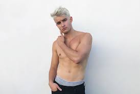 Blonde hairstyles for men with thick beards. How To Dye Your Hair Blonde If You Are A Man