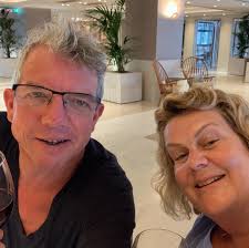 Happy Silver Wedding anniversary to us. Marriage is not always easy,  there's a lot of compromise and picking your battles involved, but one  thing is for certain