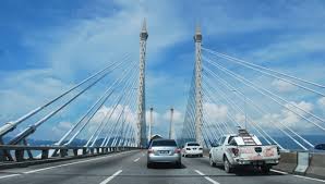 Sejarah tentang terbinanya jambatan pulau pinang pertama 1985 dan menjadi antara jambatan terpanjang di dunia. Polis Sekat Trafik Keluar Pulau Pinang