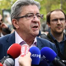 Traditional parties of power battle for survival in French elections