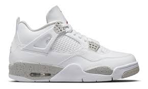 Michael jordan can once again be seen in a north carolina uniform. Nike Air Jordan 4 Retro White Oreo Alle Release Infos Snkraddicted