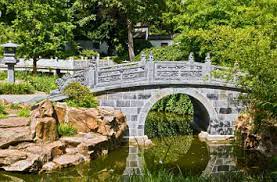 The palm garden was revamped in the 1960s when a major reconstruction effort was begun to develop and expand the existing structures. Quermania Garten Des Himmlischen Friedens Chinesischer Garten Frankfurt Am Main Bethmannpark Nordend