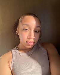 kiana (@kiana.robinson) • Instagram photos and videos