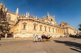 Visitare la cattedrale di siviglia gratis? In Giro Con Fluppa Siviglia Con Le Amiche Come Innamorarsene In 3 Giorni