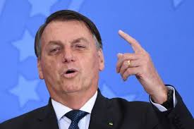 Jair bolsonaro was born on march 21, 1955 in campinas, são paulo, brazil as jair messias bolsonaro. Bolsonaro Diz Que Leite Condensado E Para Enfiar No Rabo Da Imprensa