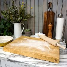 Vintage porcelain/ceramic cheese cutting board in blueberry floral pattern. Wood Cutting Boards Carving Boards Wood Wine Racks Jk Adams