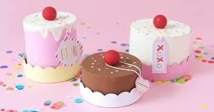 Un patron boîte en papier pour faire des boîtes à bonbons sympas. 1001 Idees Comment Faire Une Boite En Papier