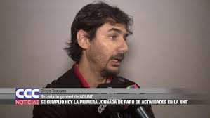 Diego Toscano Se cumplió hoy la primera jornada de paro de actividades en  la UNT