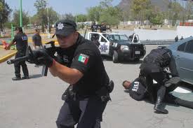 Con apoyo del gobierno de ecatepec, 253 elementos de la dirección de seguridad pública y tránsito municipal iniciaron. Ecatepec On Twitter Policias De Dscyvecatepec Son Capacitados Por Instructores De La Academia Regional De Seguridad Publica Del Noreste