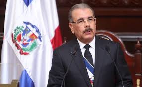 Es el cargo político más alto del país. Nuevo Presidente 2016 De Republica Dominicana Danilo Medina Segun Los Resultados Preliminares Expreso Latino Noticias De Italia En Espanol Para Los Latinos En Italia