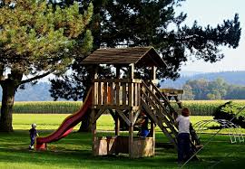 Maybe you would like to learn more about one of these? Amenager Une Aire De Jeux D Exterieur Avec Differents Equipements