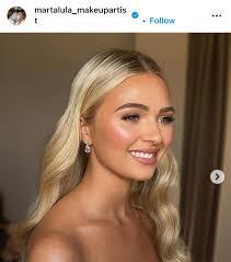 Kristin Mullaney's Instagram, Twitter & Facebook