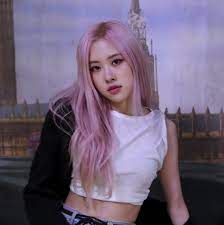 Do you think rose from black pink deserves better? Rose Pics On Twitter Rose Pink Hair Blackpink Rose Pink Hair