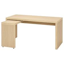 Malm Schreibtisch Eichenfurnier Weiss Lasiert 140x65 Cm Ikea Osterreich Malm Spazio Di Lavoro Ikea