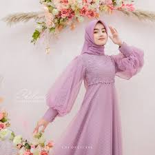 Beli pakaian couple muslim online berkualitas dengan harga murah terbaru 2021 di tokopedia! Pin Di Pakaian Wanita