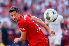 Robert lewandowski with his mother iwona lewandowska. Column To Robert Lewandowski Touching Lives Beats Scoring Goals Los Angeles Times