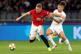 Either his watch was broken, or he was a bit bored. Man Utd 4 0 Leeds Live Ole Gunnar Solskjaer Press Conference Plus Transfer News Mirror Online