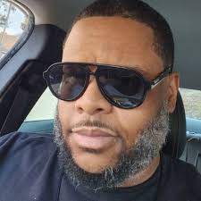 Leah Kidd (@leahckidd18)