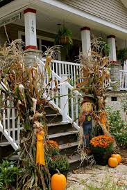 When The Frost Is On The Punkin And More Halloween Exterieur Decoration Automne Et Deco Automne
