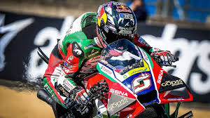 Johann Zarco faz a festa e lidera treinos na França; Diogo Moreira é 19º