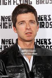 17 Photos & High Res Pictures