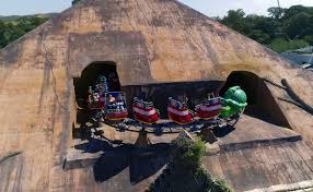 Bon bini ao hopi hari community! Hopi Hari Um Passeio Por Dentro De Uma Piramide Escura Facebook