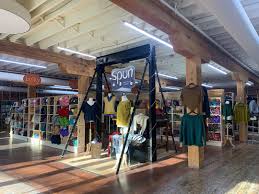 A family-owned local yarn and craft shop in Ann Arbor, Michigan – Spun