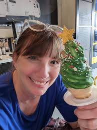 Any ideas where to go for lunch after the ice cream museum? (Not sadelles) x