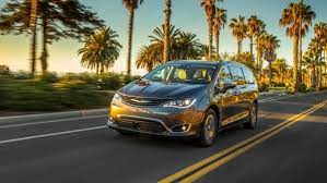 Keep in mind, though, that the. 2019 Chrysler Pacifica Hybrid Prices Reviews And Pictures Edmunds
