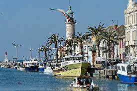 Il permet entre autres de faciliter le séjour touristique des visiteurs qui se rendent dans la région. Office De Tourisme Le Grau Du Roi Port Camargue Picture Of Office De Tourisme Le Grau Du Roi Port Camargue Le Grau Du Roi Tripadvisor