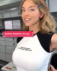 Sherrie Sweeney's Instagram, Twitter & Facebook