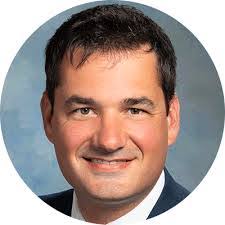 Andrew Sauer's Instagram, Twitter & Facebook