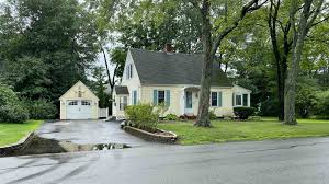 Maybe you would like to learn more about one of these? Concord Nh Real Estate For Sale Homes Condos Land And Commercial Property For Sale In Concord Nh From Bean Group