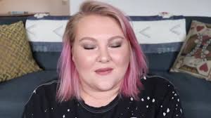 Siempre bella Beauty Guru Chatter