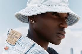 Unbuttoned Confidence by Alsu Leyman for Flanelle Magazine