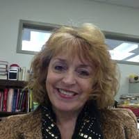 Linda Dunlap's Instagram, Twitter & Facebook