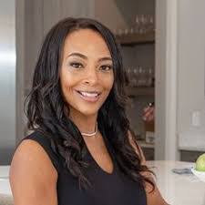 Ebony Justice's Instagram, Twitter & Facebook