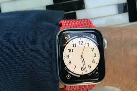 Whether you prefer a more traditional look in your watch face or one that will show off some memories in a personalized photo slideshow, you're covered. The Best Apple Watch Faces For 2021 Digital Trends