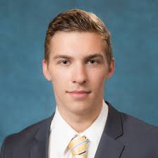 SUNY Geneseo hockey team praying for injured teammate