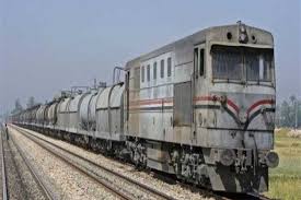 وفي بيان لها أوضحت هيئة سكك الحديد المصرية أن السبب وراء وقوع الحادث يرجع إلى قيام مجهولون. ØªØ¹Ø·Ù„ Ù‚Ø·Ø§Ø± Ù…Ù…ÙŠØ² Ù„Ù…Ø¯Ø© Ø³Ø§Ø¹Ø© Ùˆ30 Ø¯Ù‚ÙŠÙ‚Ø© Ø¹Ù„Ù‰ Ø®Ø· Ø§Ù„Ø³ÙƒØ© Ø§Ù„Ø­Ø¯ÙŠØ¯ Ø¨Ø³ÙˆÙ‡Ø§Ø¬ Ø§Ù„Ù…ØµØ±ÙŠ Ø§Ù„ÙŠÙˆÙ…