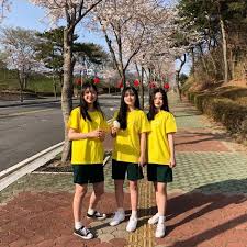  79 Ide Sahabat Korea Sahabat Foto Teman Fotografi Teman